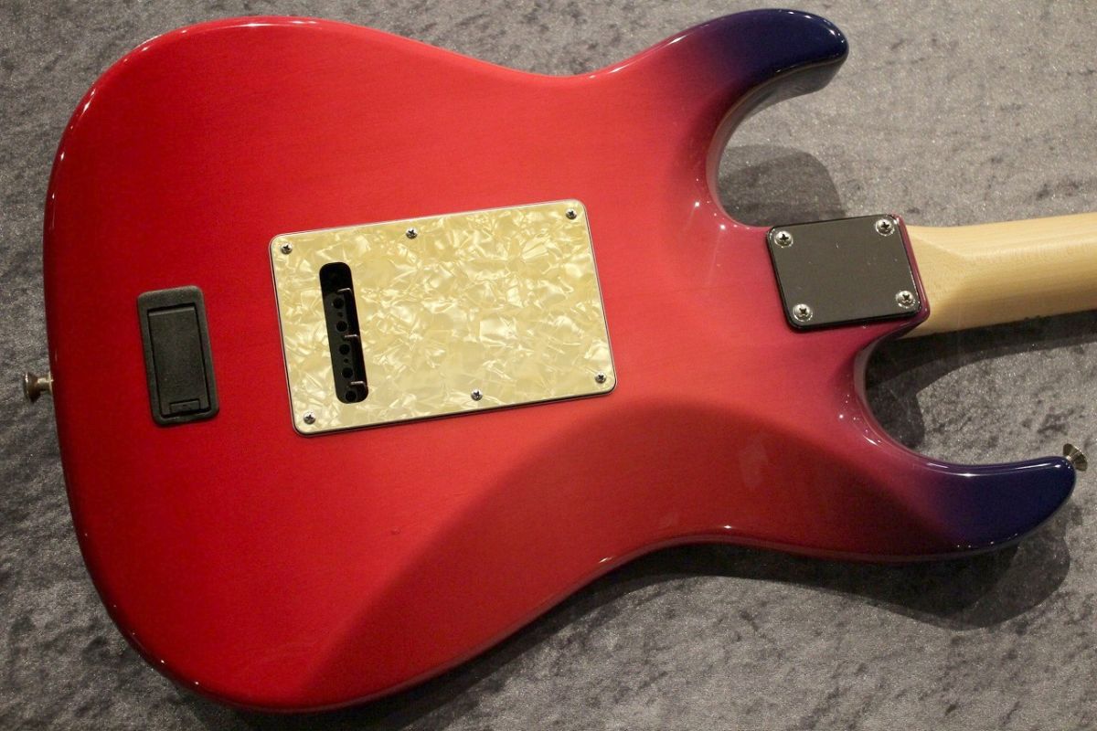 USA Studio Elite Quilted Maple Top/Mamuyo Back Jimburst