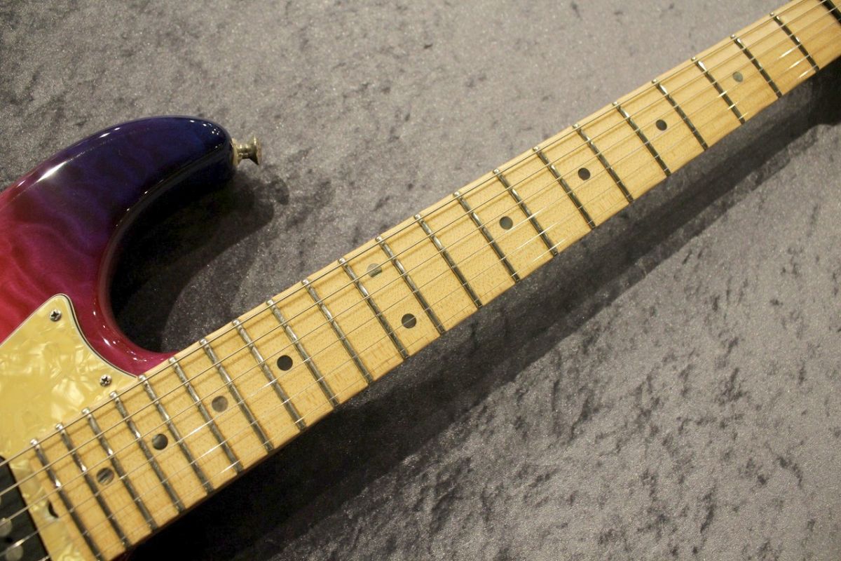 USA Studio Elite Quilted Maple Top/Mamuyo Back Jimburst