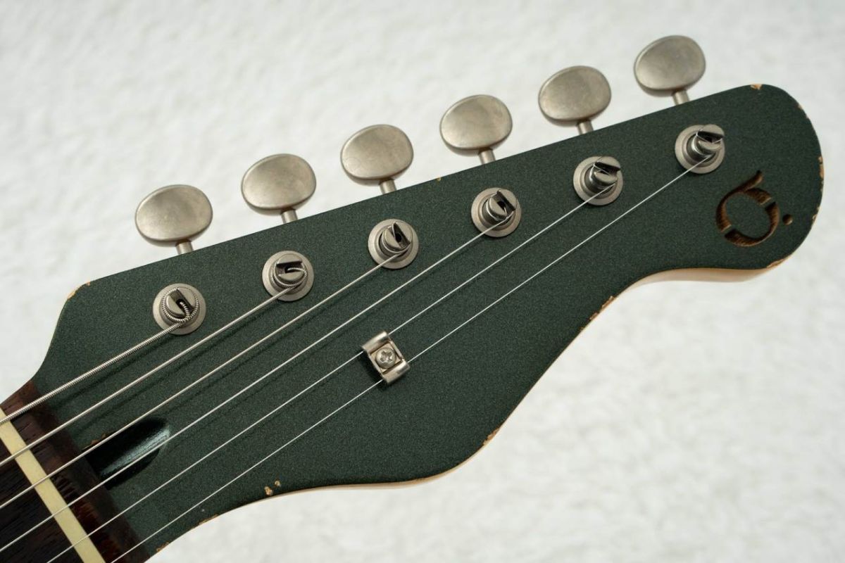 TRAD MASTER series SIGMA SSS Medium Aged w/Curly Maple, Matching