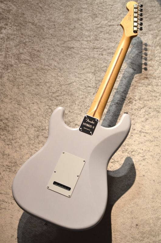 2026 Collection Made in Japan Hybrid II Stratocaster ～Pink Mist