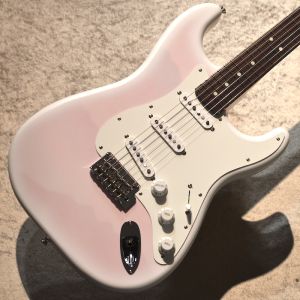 2026 Collection Made in Japan Hybrid II Stratocaster ～Pink Mist