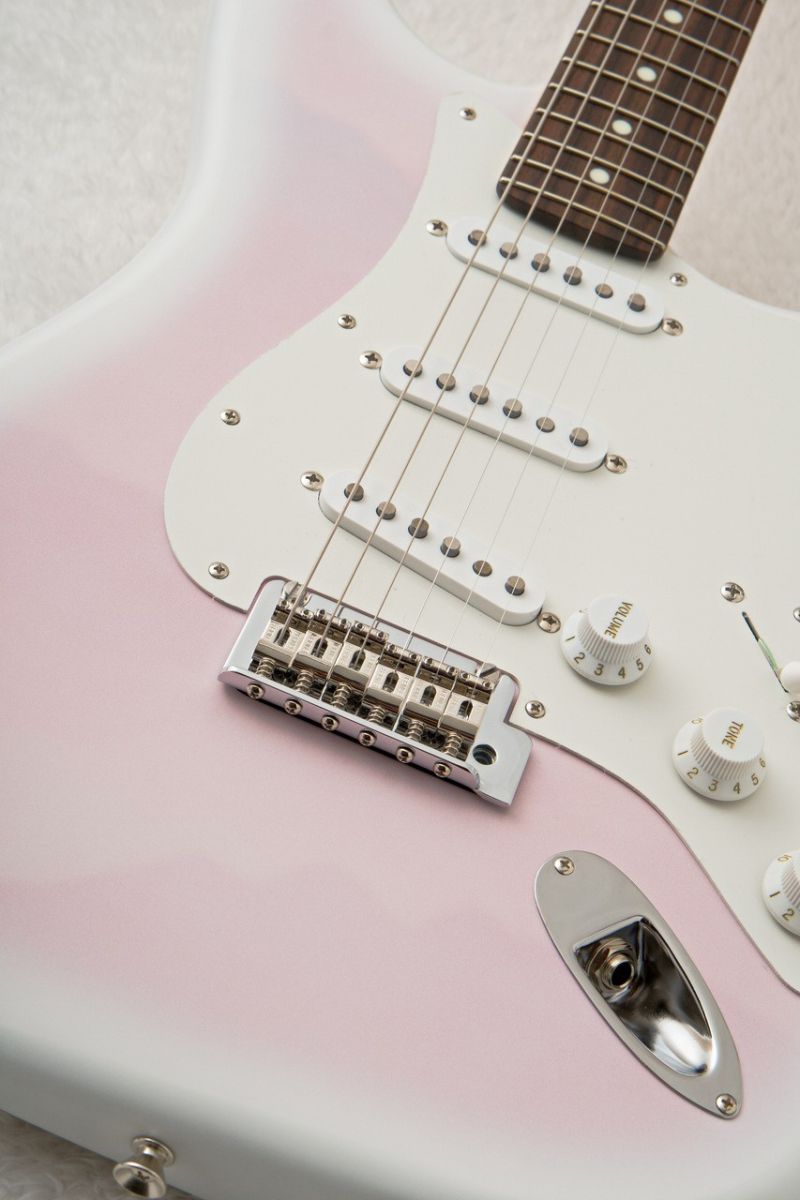 2026 MIJ HYBRID II STRATOCASTER MISTY SATIN Pink Mist 【マットな