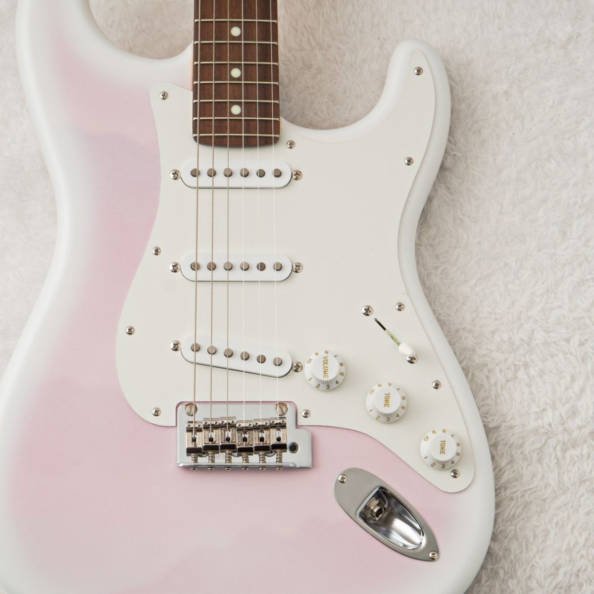2026 MIJ HYBRID II STRATOCASTER MISTY SATIN Pink Mist 【マットな