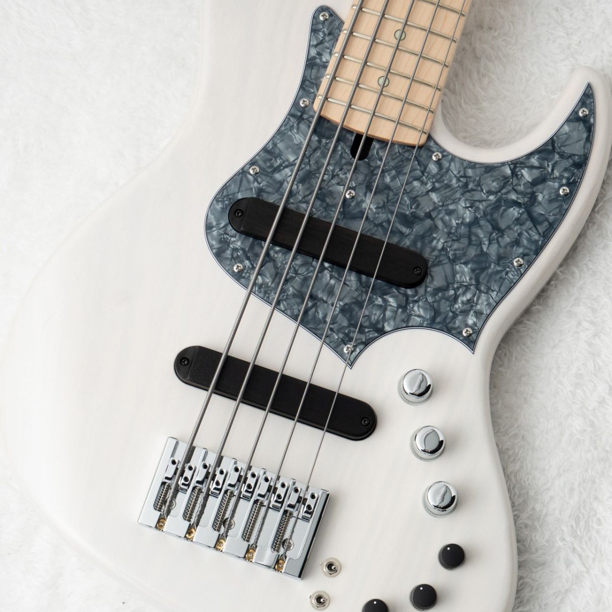 XJ-1T 5st -White Blonde / Black Pearl Pickguard- #3876