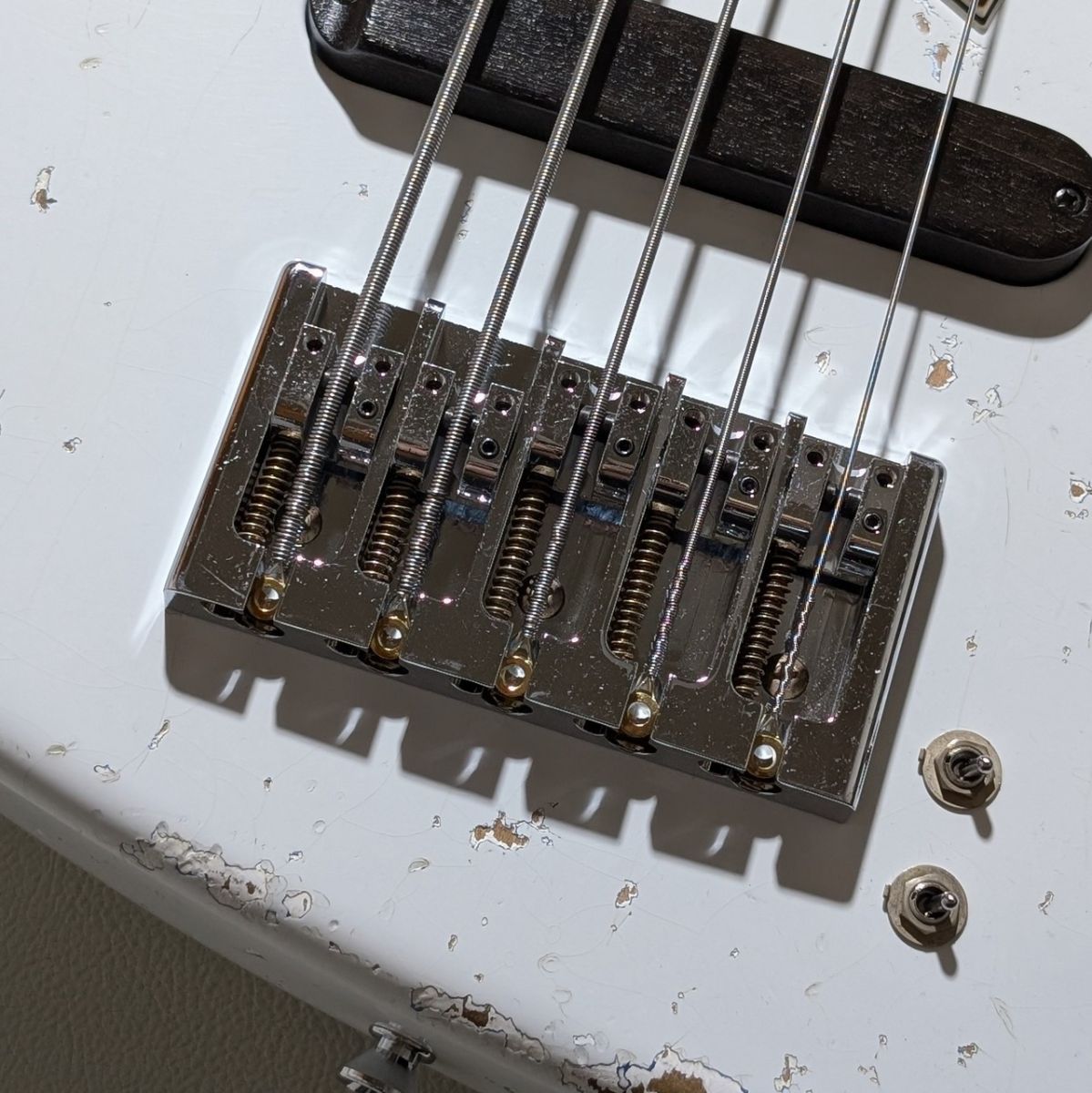 XJ-1T 5st Alder/R Heavy Aged -Olympic White over Lake Placid Blue