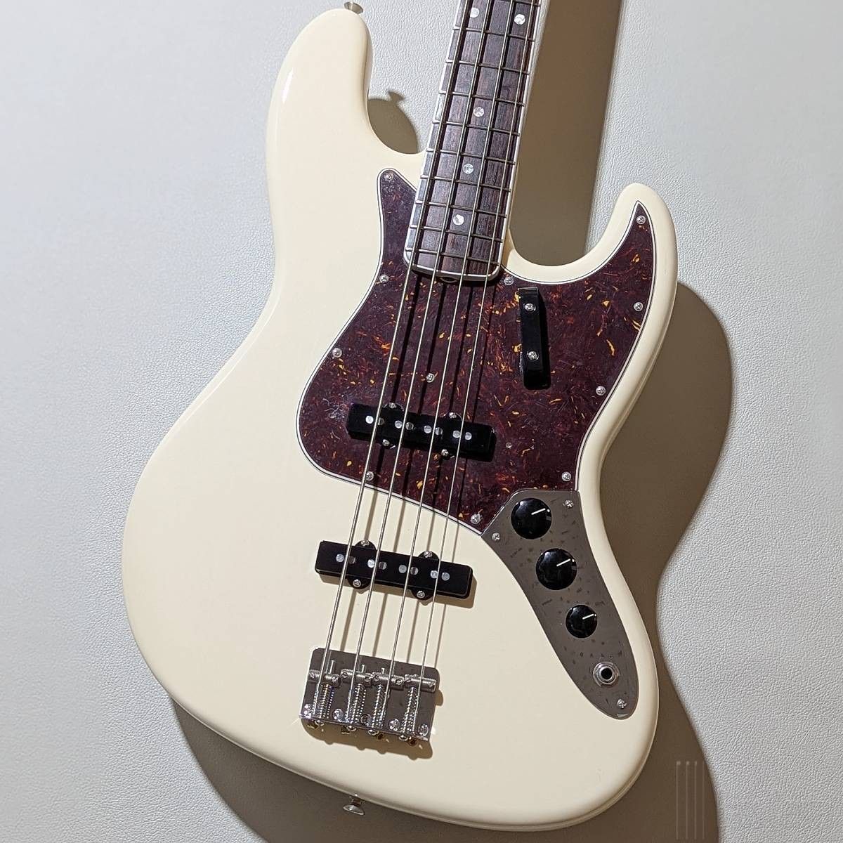 American Vintage II 1966 Jazz Bass -Olympic White- #V2330043【4.40