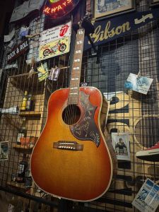 Gibson、ハードケースのアコースティックギター検索結果一覧
