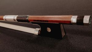 バイオリン弓、10万円～20万円未満の弦楽器検索結果一覧 | 【クロサワ