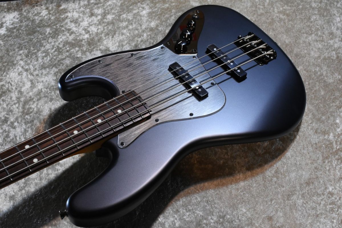 Hybrid II 2026 Collection Jazz Bass Satin Metallic -Matte Phantom