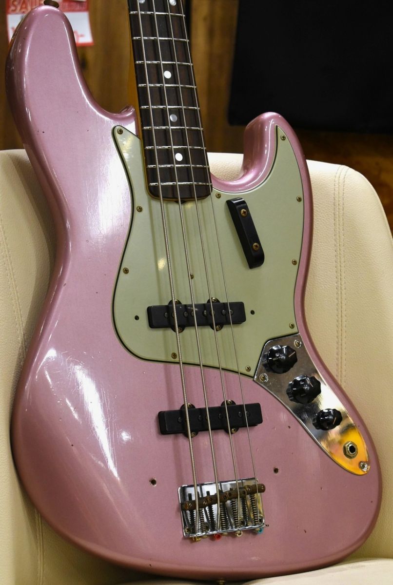 mavis JazzBassタイプ　ピンクカラー 1965 Jazz Bass Journeyman Relic -Faded Burgundy Mist Metallic- MH