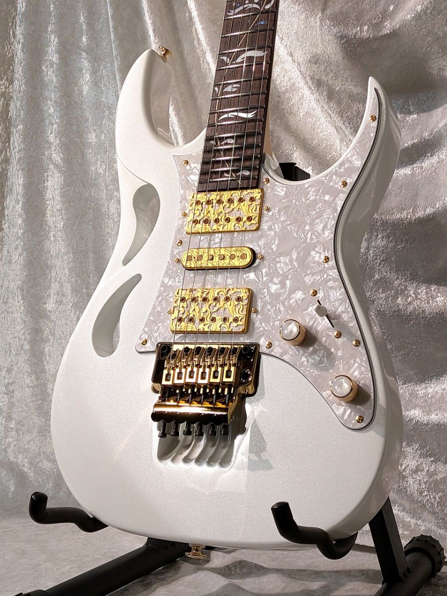 PIA3761 -Stallion White- #F2618928 | 【クロサワ楽器店オンライン