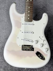 エレクトリックギター、ストラト タイプ、10万円～20万円未満の商品