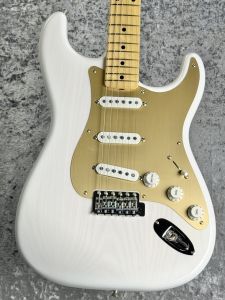 ストラト タイプ、20万円～30万円未満のエレキギター検索結果一覧