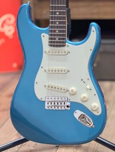 VINTAGE エレキギター 水色 アンプ付き 青 系、SSSのエレキギター検索結果一覧 | 【クロサワ楽器店オンライン
