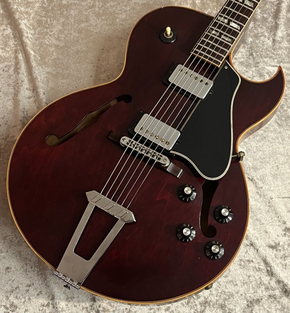 ES-175T Wine Red 1976年製 | 【クロサワ楽器店オンラインショップ
