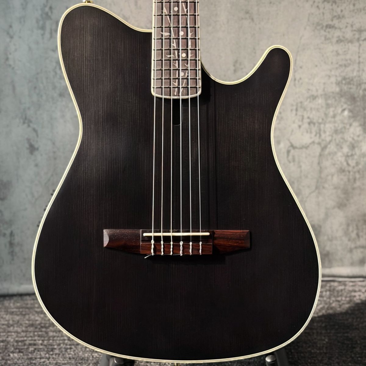 Polyphia】TOD10N -Transparent Black Flat- #260400637【1.97kg