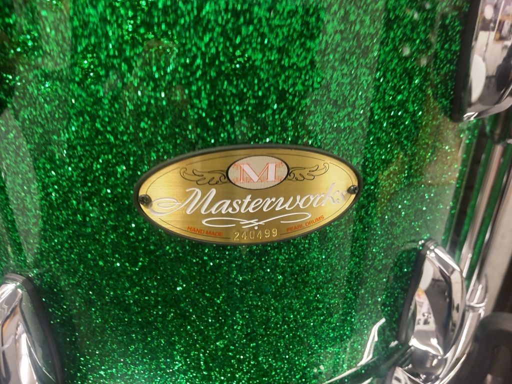 Masterworks 3pc 24/13/16 Kit -Custom Green Sparkle- | 【クロサワ