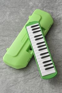 その他 鍵盤ハーモニカ 32鍵盤 QM32A グリーン | 【クロサワ楽器店