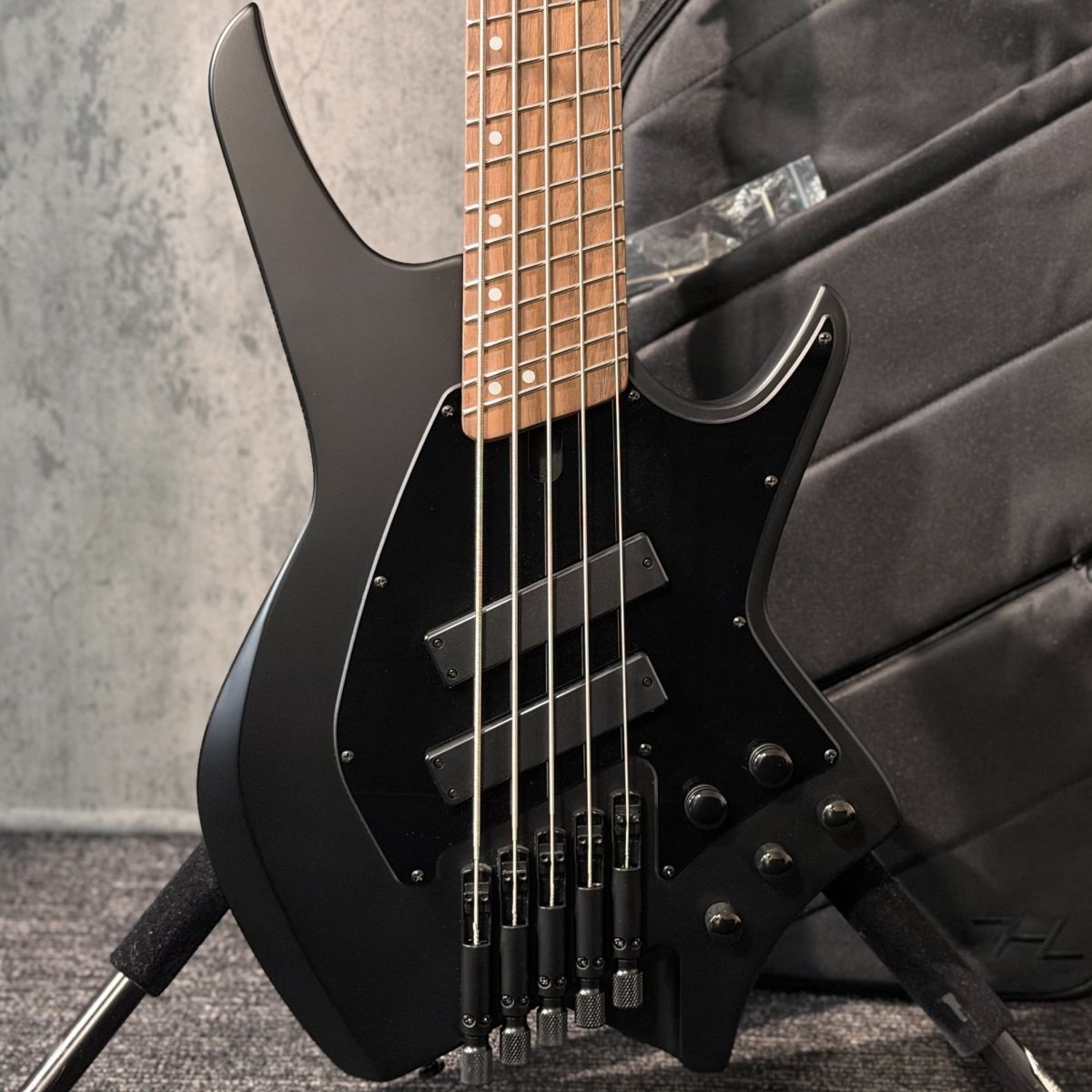 HEX Guitars NB505 ~Black~【3.97kg】【ヘッドレス/ステンレスフレット
