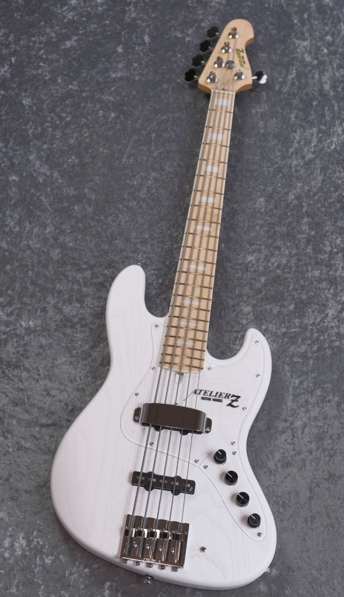 エレキベース ホワイト（価格交渉OK） Peavey Zodiac BXP エレキベース