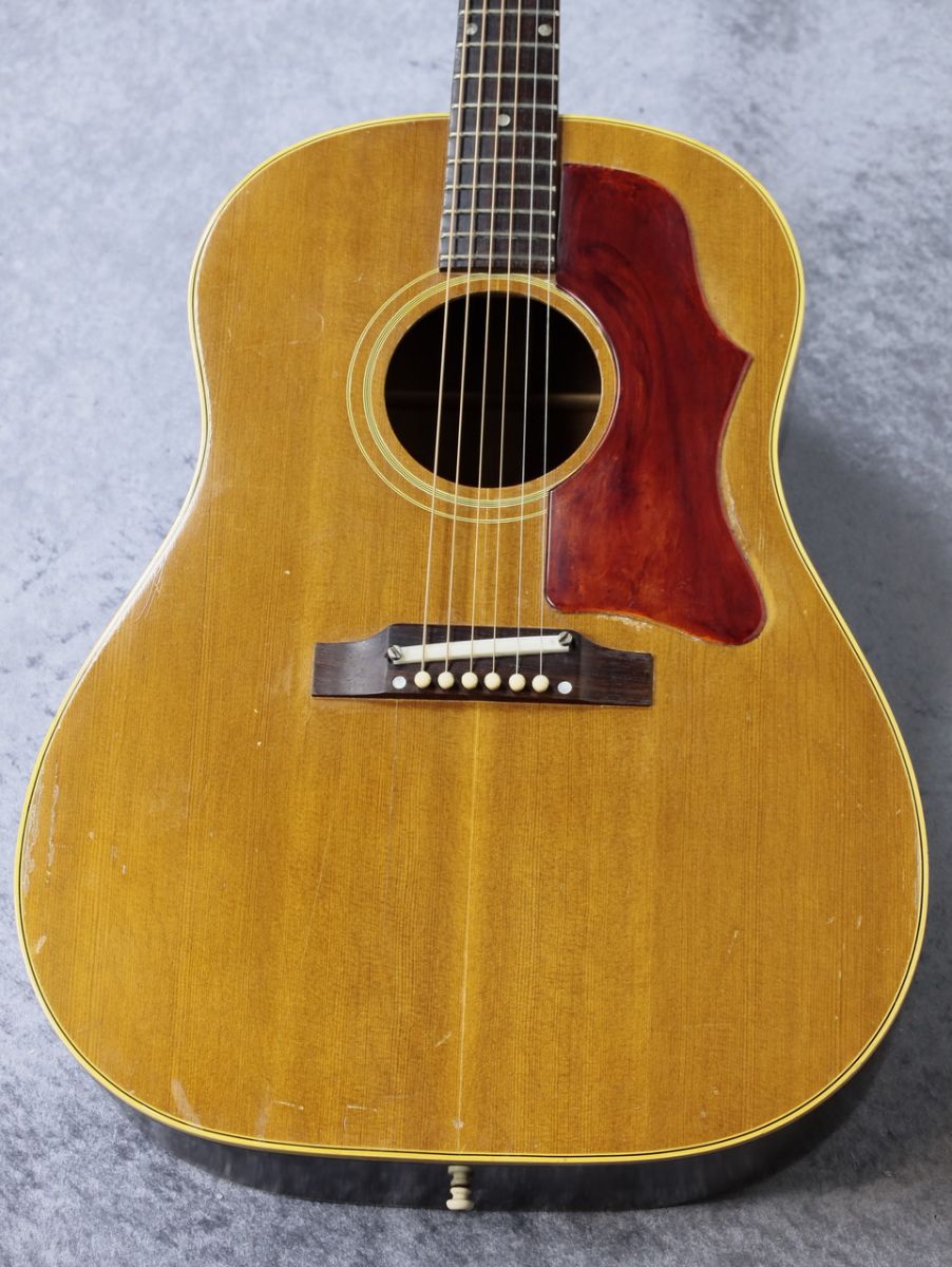 【工房調整済】Gibson J-50 1965年製(レギュラーネック仕様) J-50 1965 | 【クロサワ楽器店オンラインショップ】いい楽器とのいい