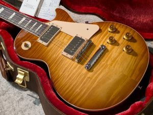 Gibson Les Paul サンバースト ハードケース付き Gibson、新品、ハードケース、池袋店エレキ本館のエレキギター検索結果