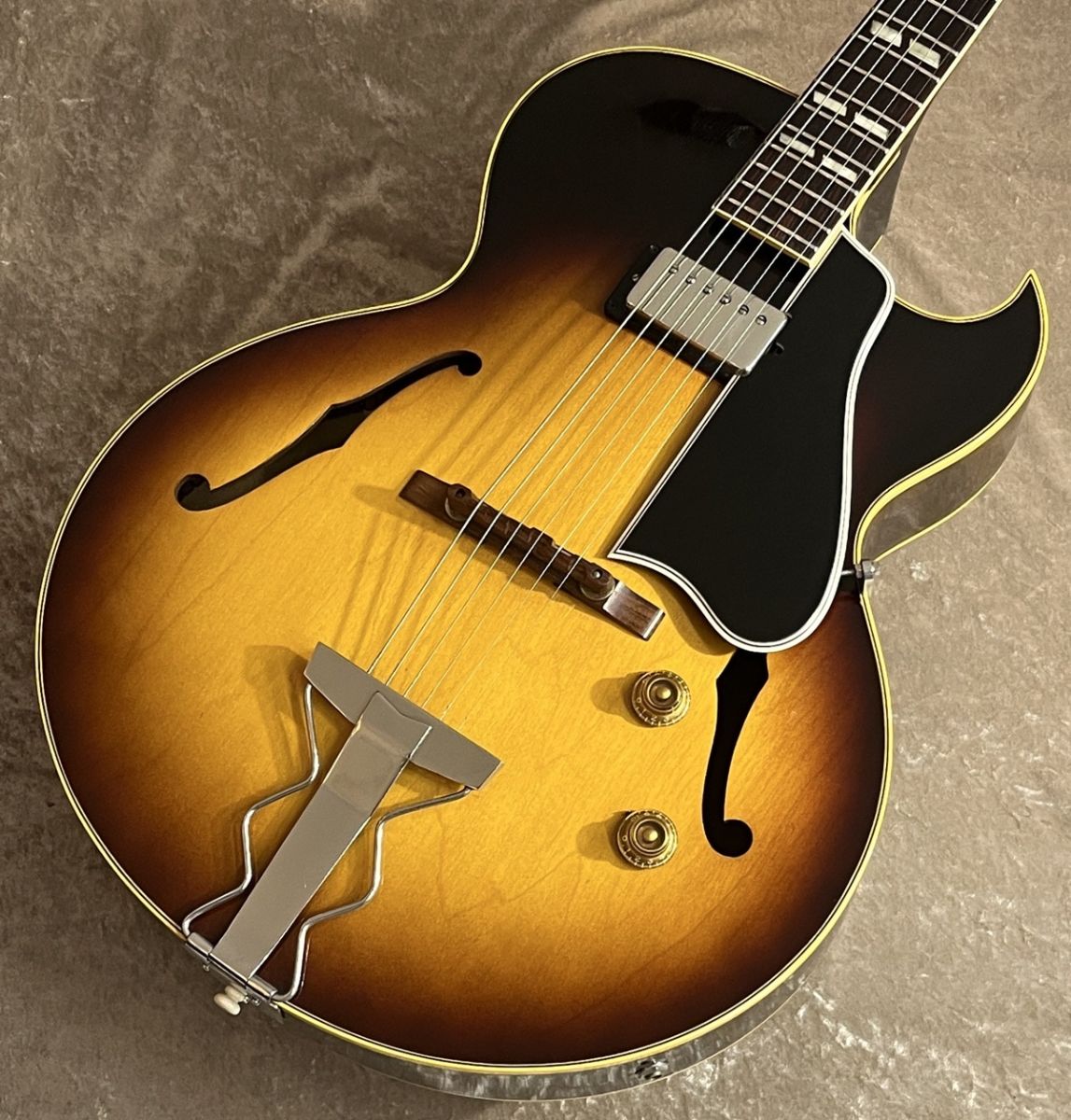 ES-175 Sunburst 1958年製 | 【クロサワ楽器店オンラインショップ