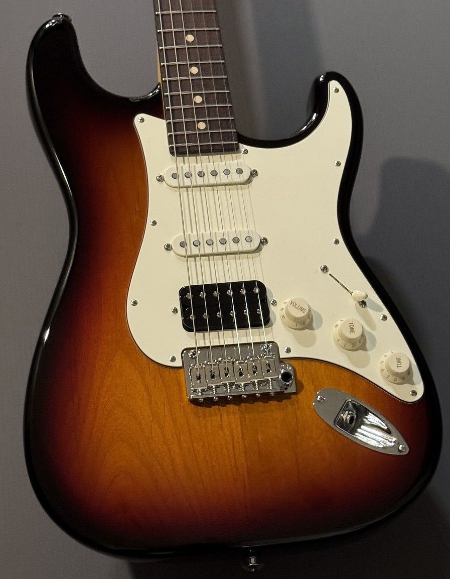 Classic S/SSH 3Tone Sunburst | 【クロサワ楽器店オンラインショップ