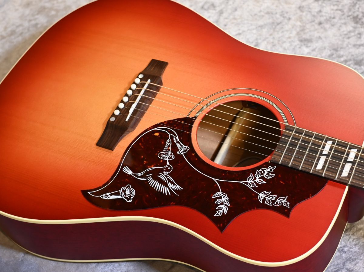 Hummingbird Special ~Satin Vintage Cherry Sunburst~ #22386127