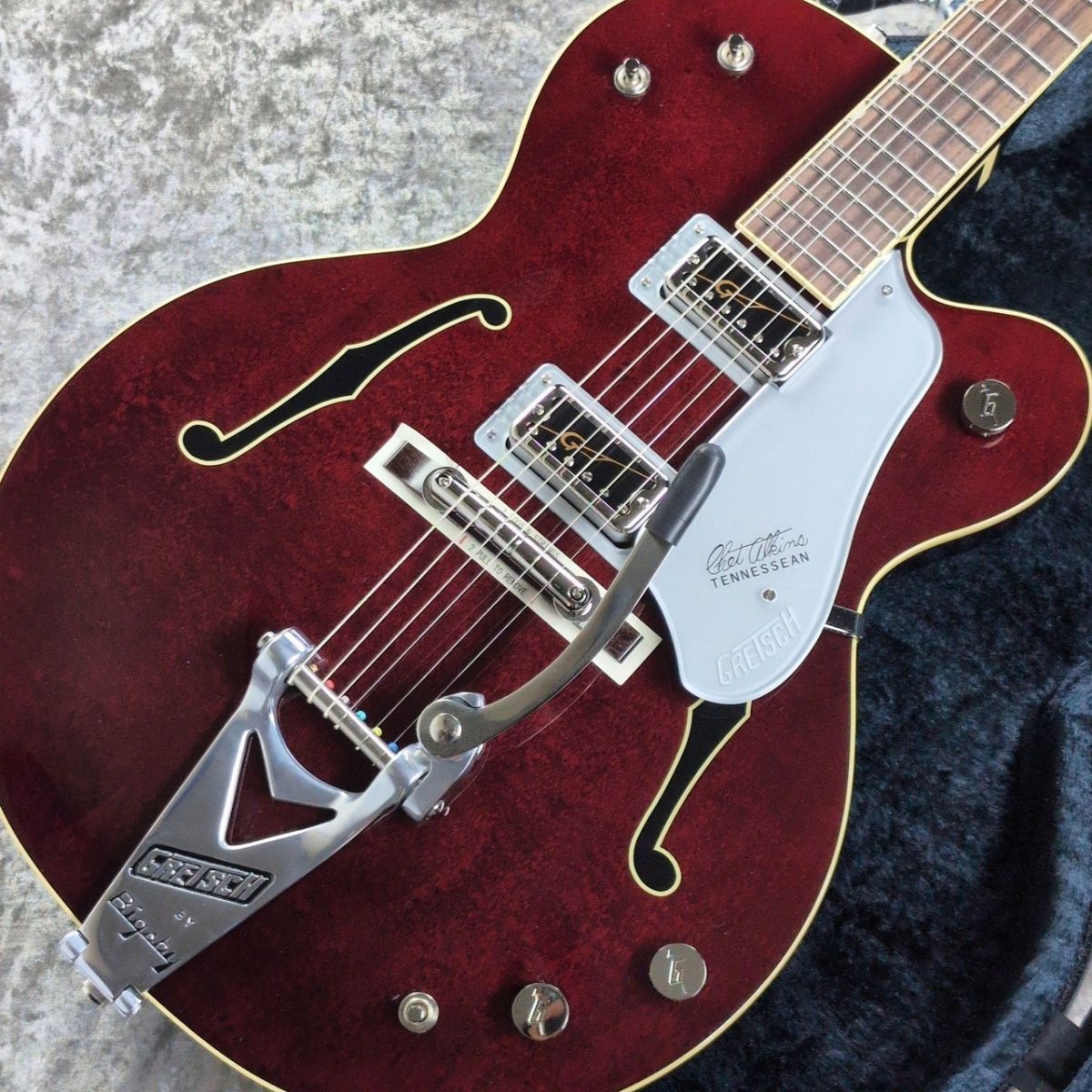 G6119T-62 Vintage Select '62 Tennessean ~Dark Cherry Stain
