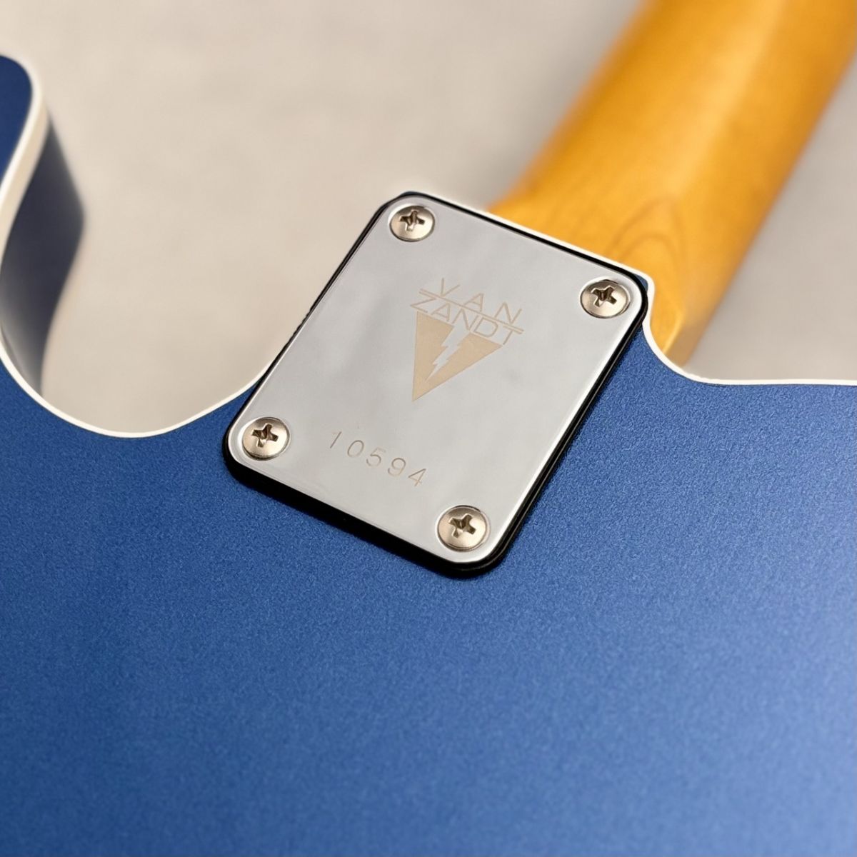 TLV-R2 / Lake Placid Blue | 【クロサワ楽器店オンラインショップ
