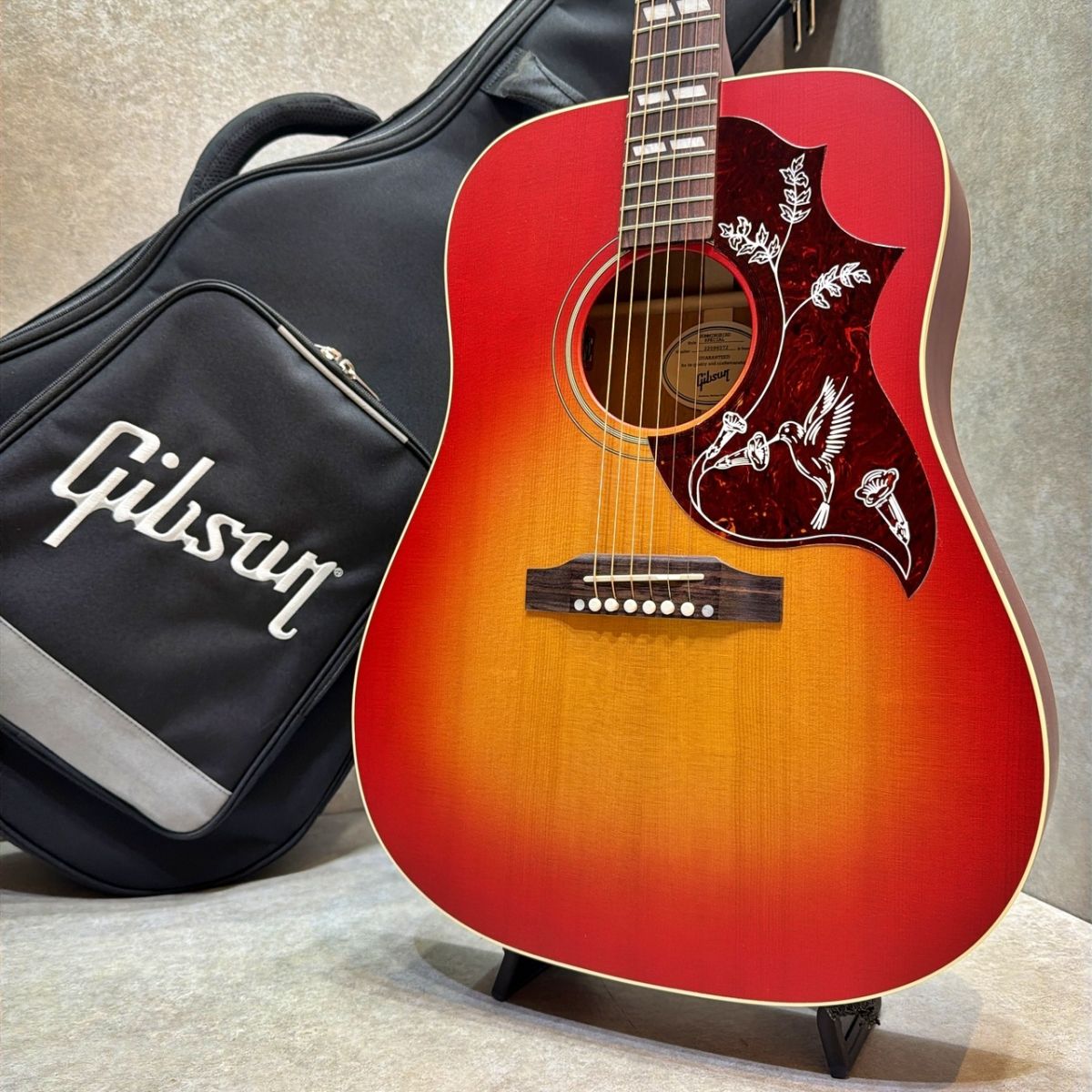 Hummingbird Special Satin Vintage Cherry Sunburst #22096072