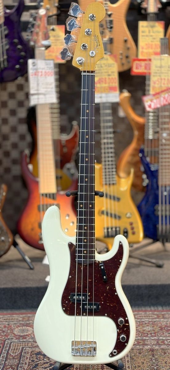 American Vintage II 1960 Precision Bass - Olympic White