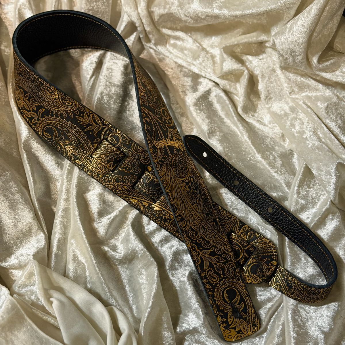 G-Premium Golden Paisley【ギラギラ黄金カラー】【革職人による高級